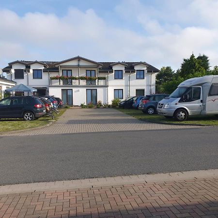 Hotel-Pension Pastow Garni Broderstorf Luaran gambar