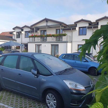 Hotel-Pension Pastow Garni Broderstorf Luaran gambar