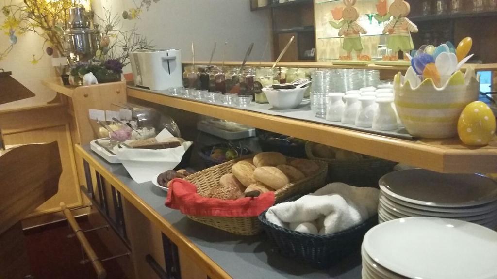 Hotel-Pension Pastow Garni Broderstorf Luaran gambar