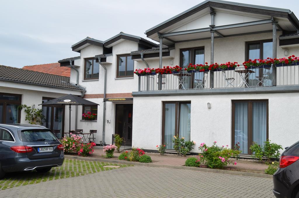 Hotel-Pension Pastow Garni Broderstorf Luaran gambar