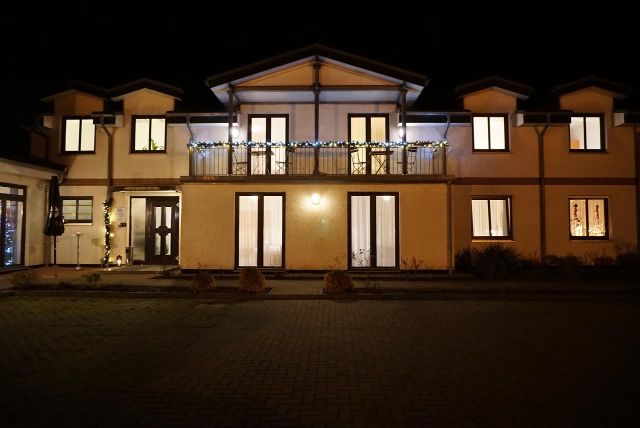 Hotel-Pension Pastow Garni Broderstorf Luaran gambar