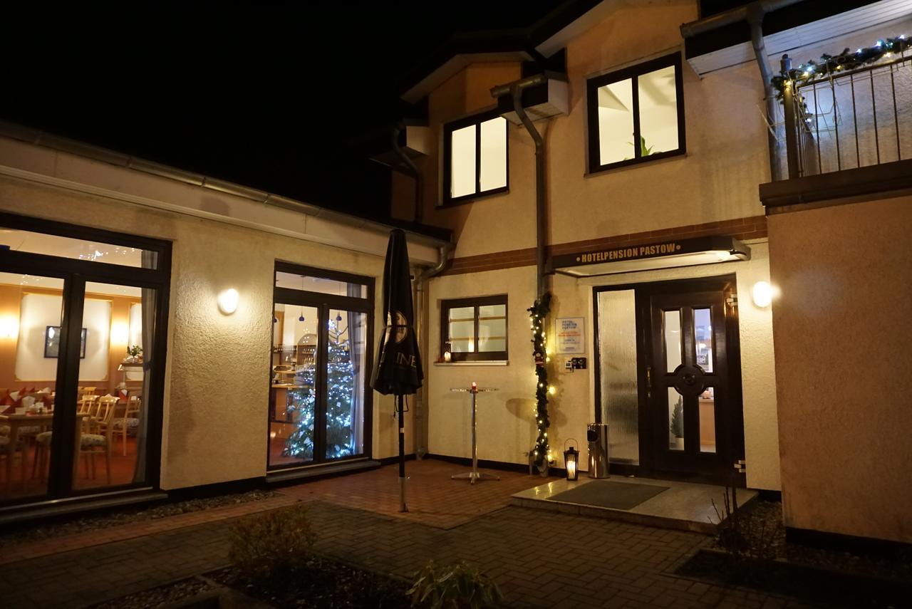 Hotel-Pension Pastow Garni Broderstorf Luaran gambar
